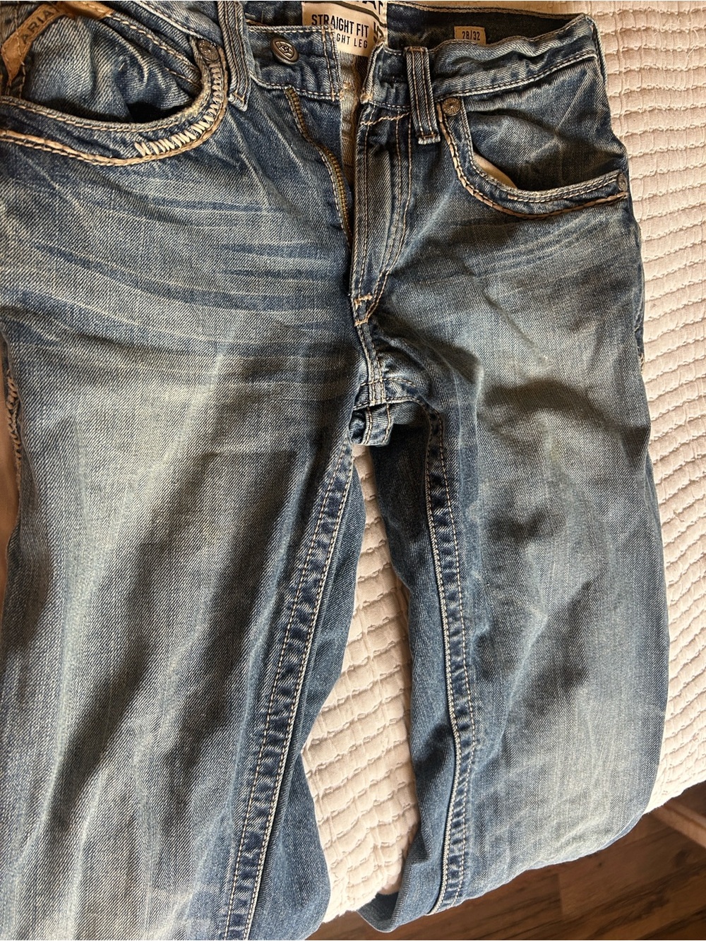 Ariat Men's Straight Jeans in Faded Blue